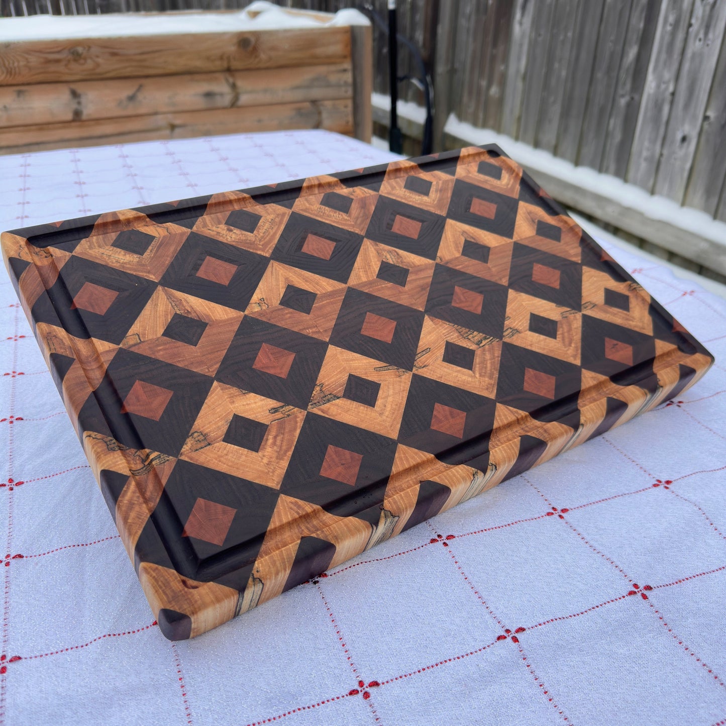 Diamond Pattern Cutting Board