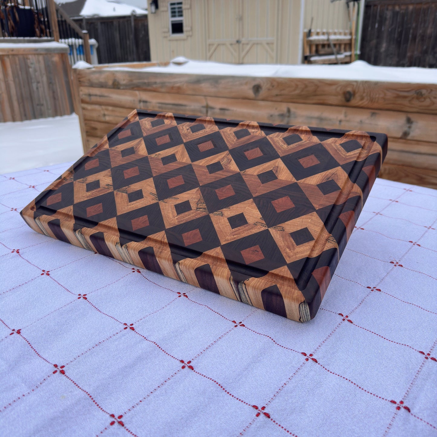 Diamond Pattern Cutting Board